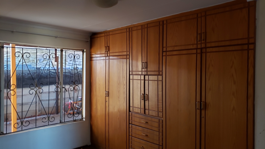 3 Bedroom Property for Sale in Geelhoutpark North West